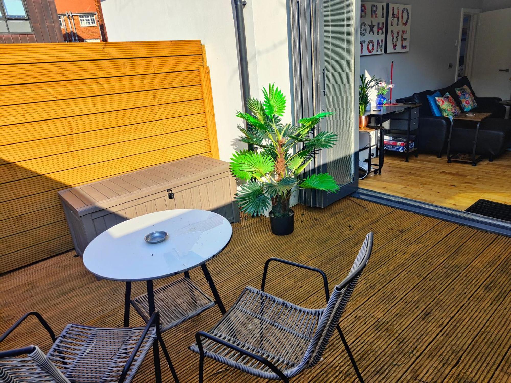 Modern Central Brighton Patio Flat - Free Parking! 外观 照片